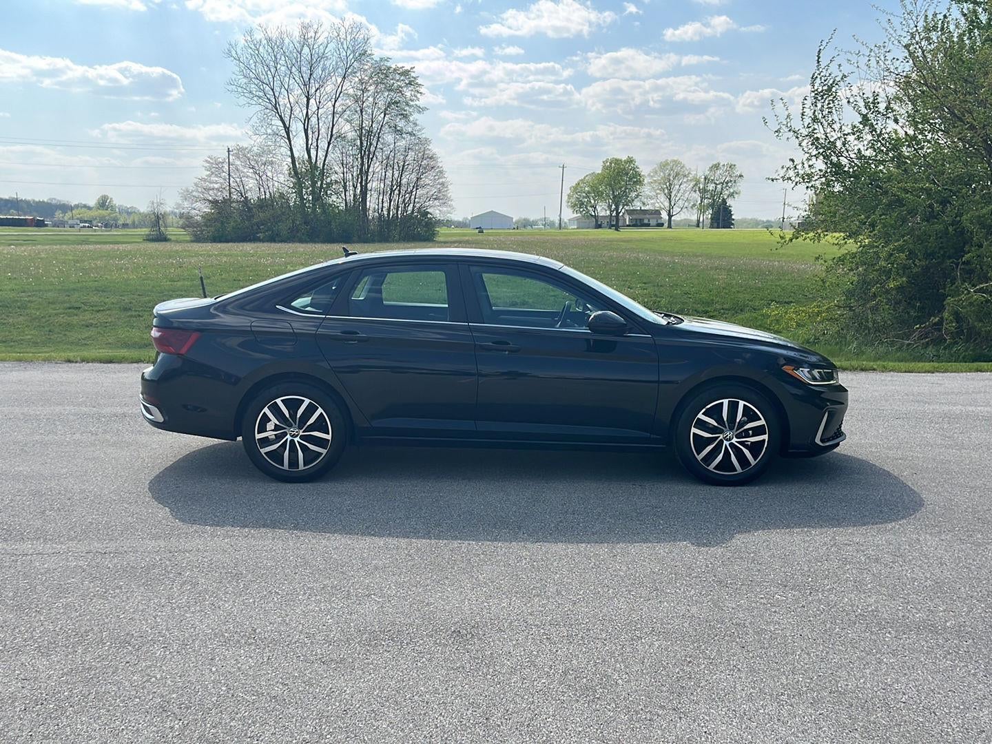 2025 Volkswagen Jetta SE