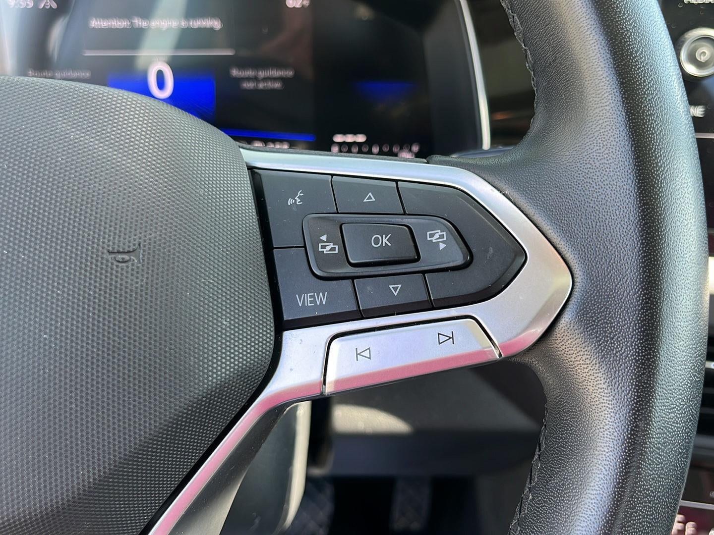 2025 Volkswagen JETTA SE AUTO