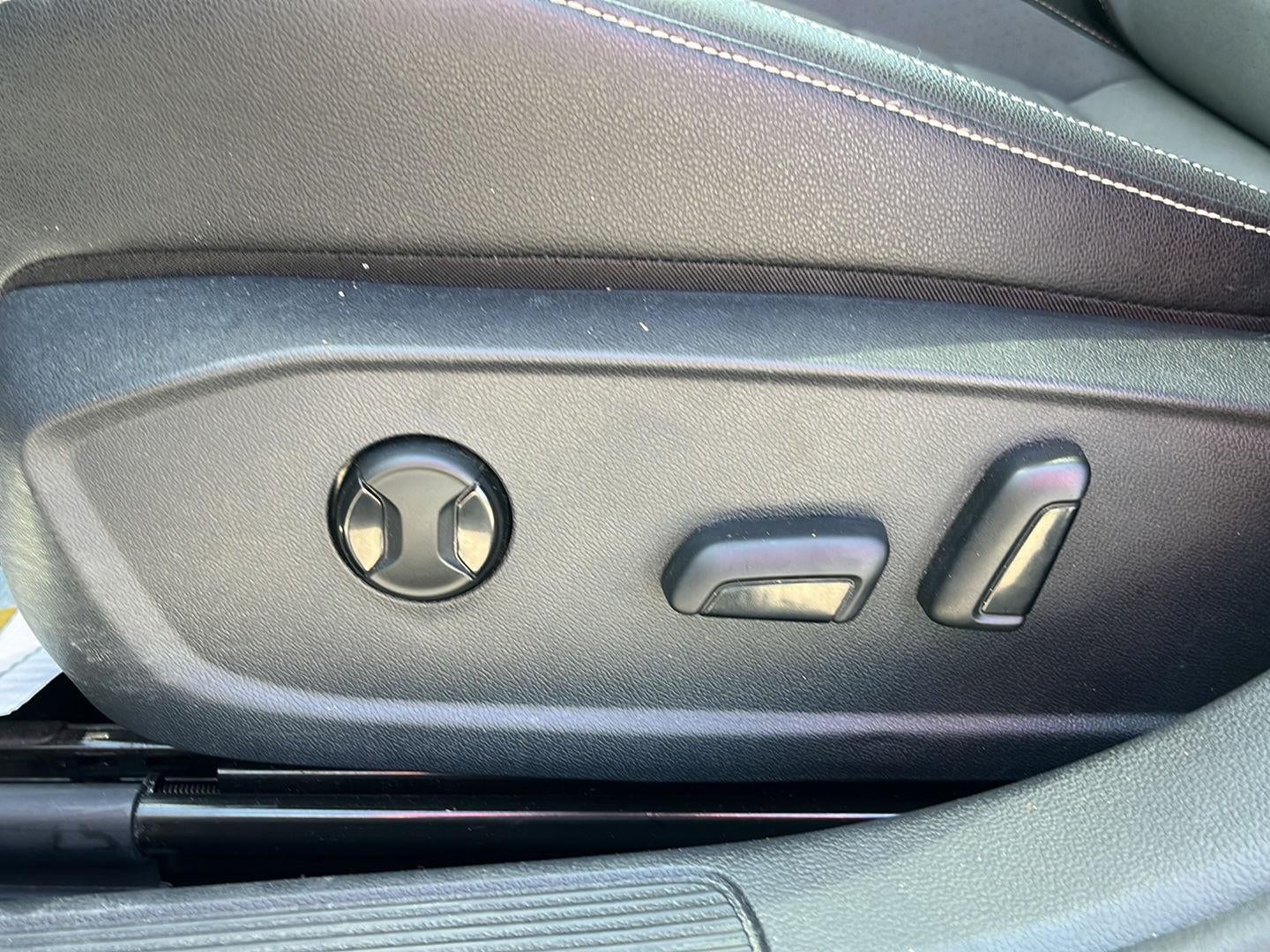 2025 Volkswagen JETTA SE AUTO