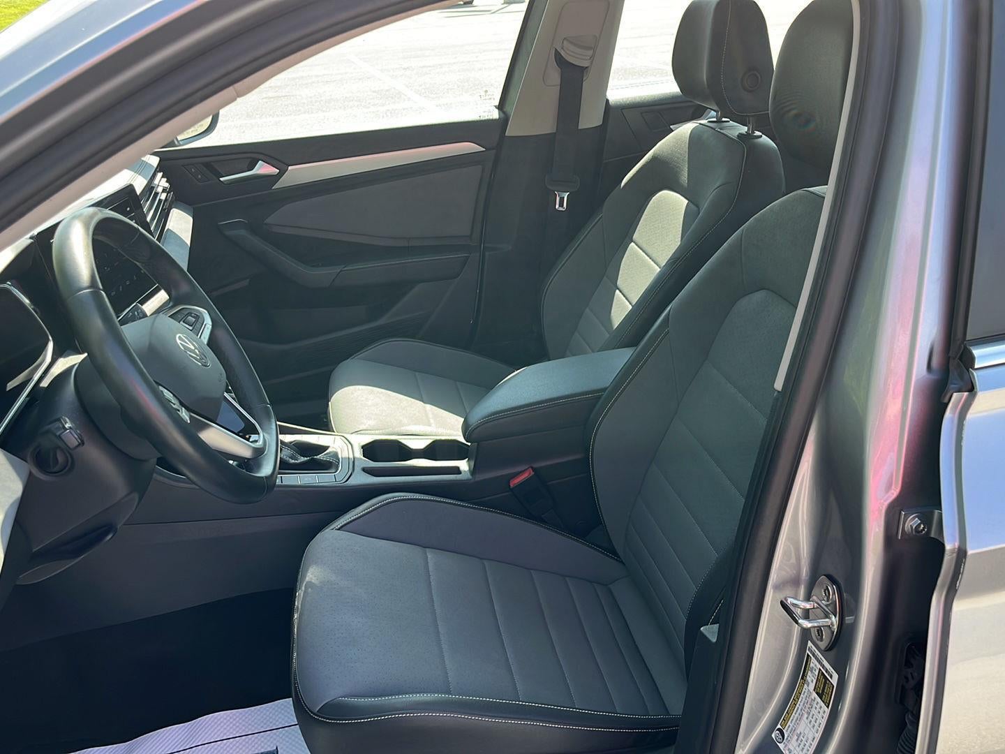 2025 Volkswagen JETTA SE AUTO