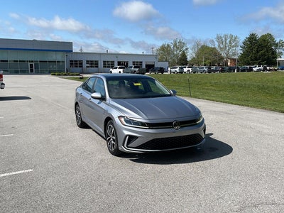 2025 Volkswagen JETTA SE AUTO