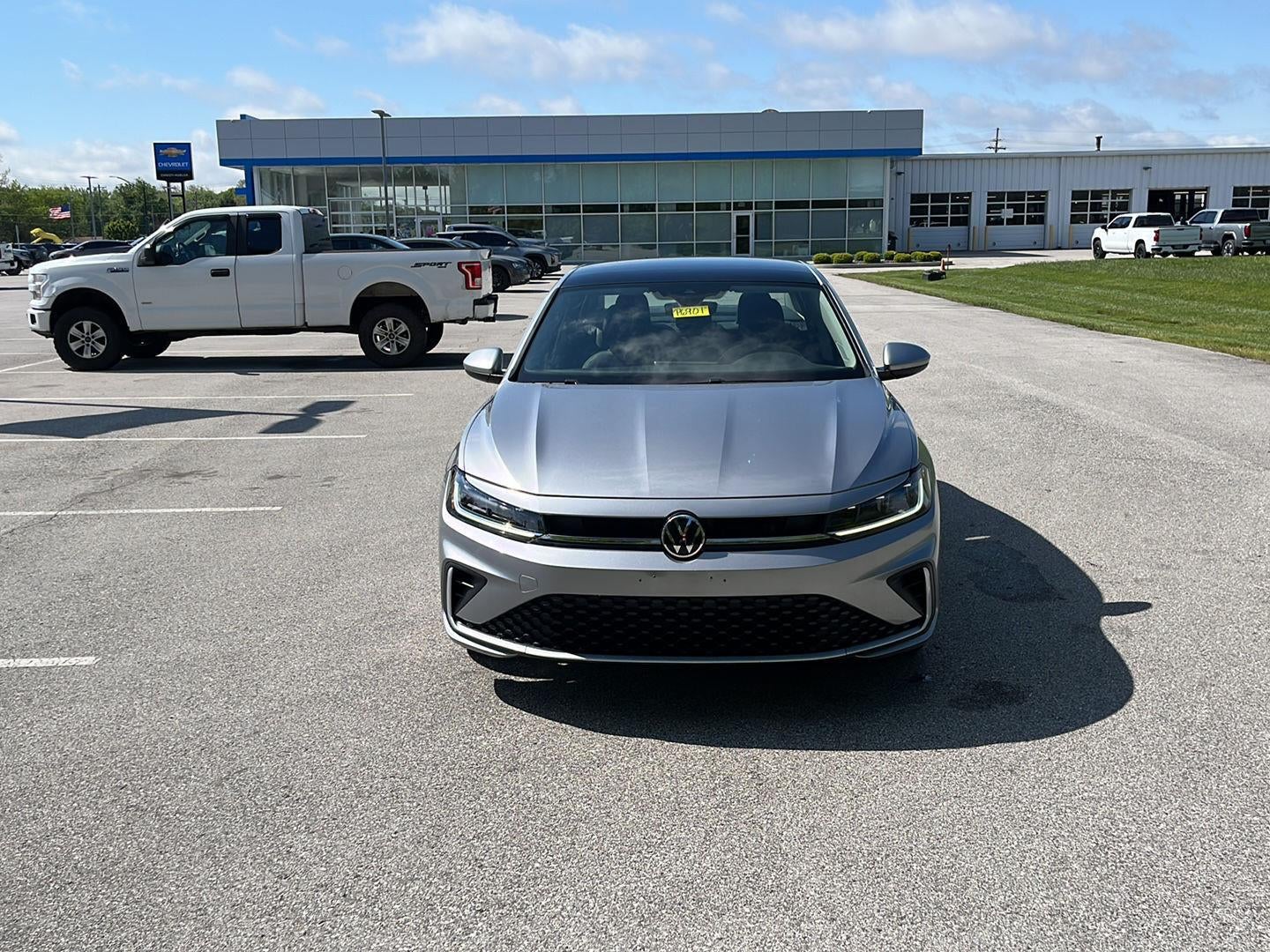 2025 Volkswagen JETTA SE AUTO