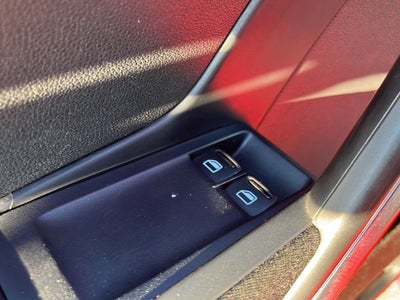 2014 Volkswagen Beetle 2.5L Entry