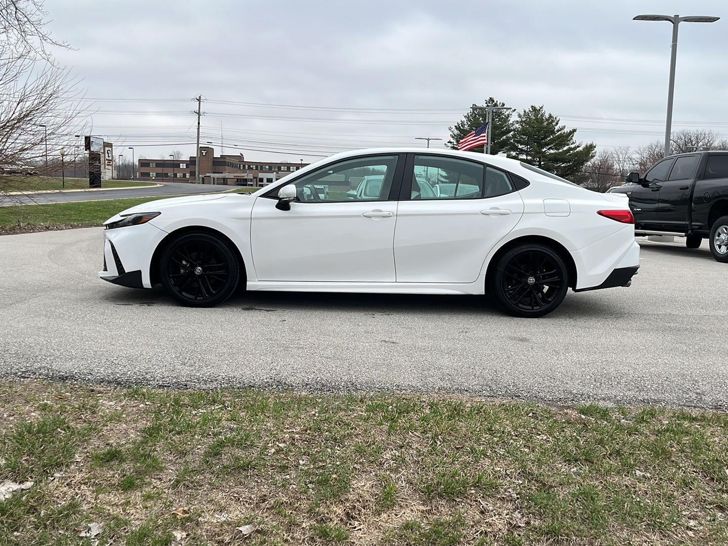 2025 Toyota CAMRY XSE