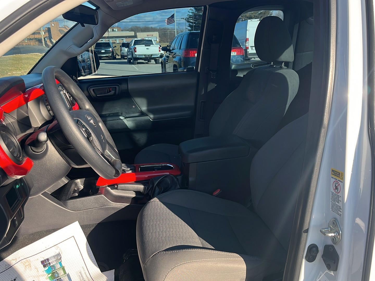 2017 Toyota Tacoma SR5