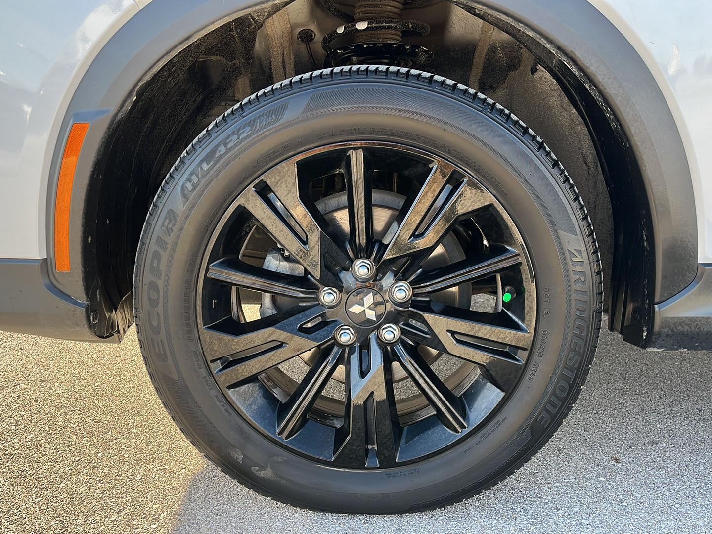 2024 Mitsubishi Eclipse Cross LE