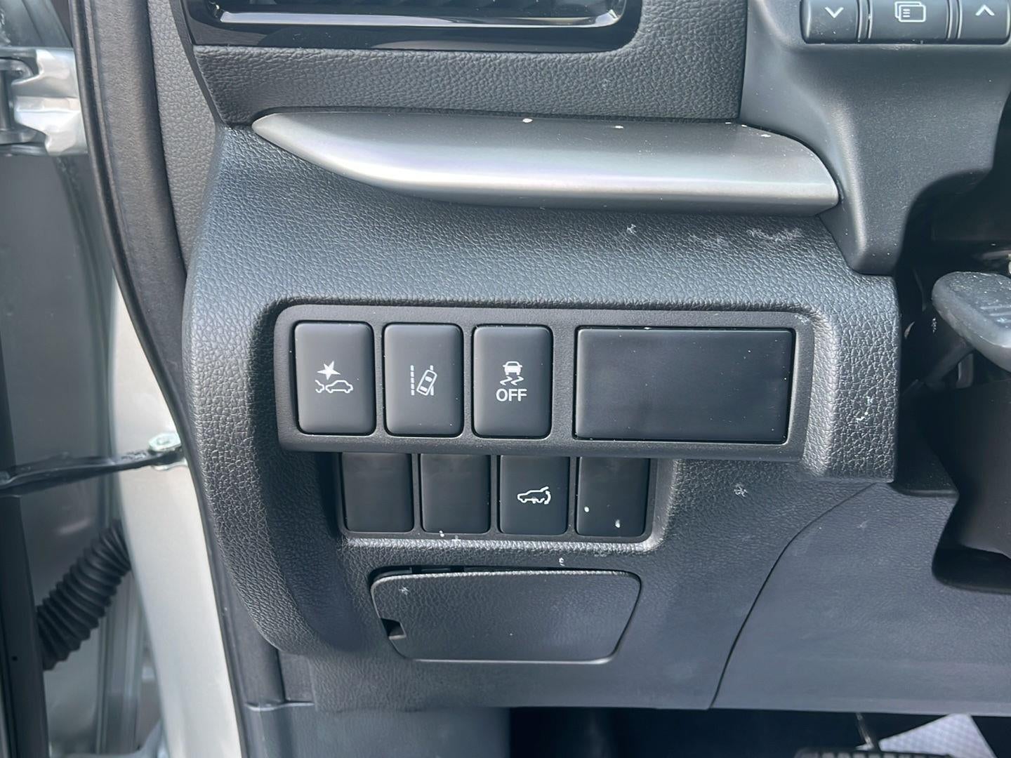 2025 Mitsubishi Eclipse Cross SE