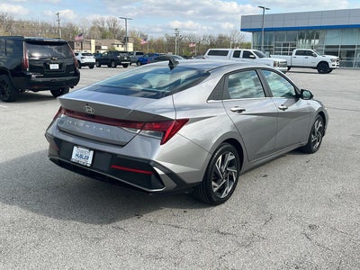 2025 Hyundai Elantra SEL Convenience