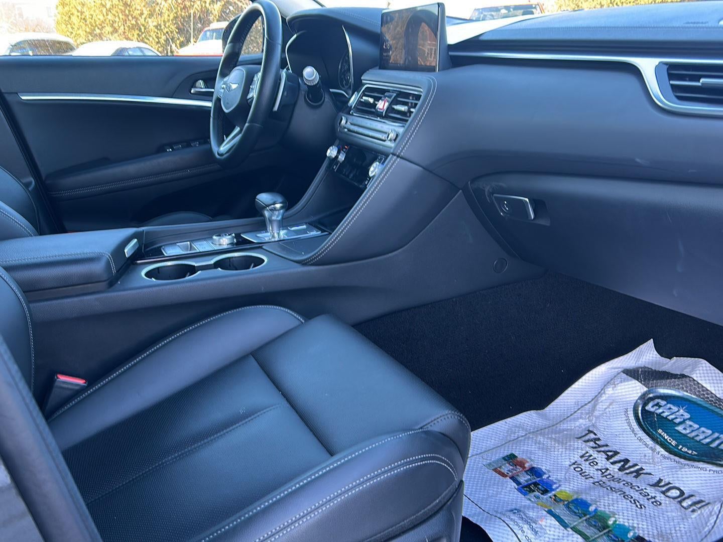 2025 Genesis G70 2.5T