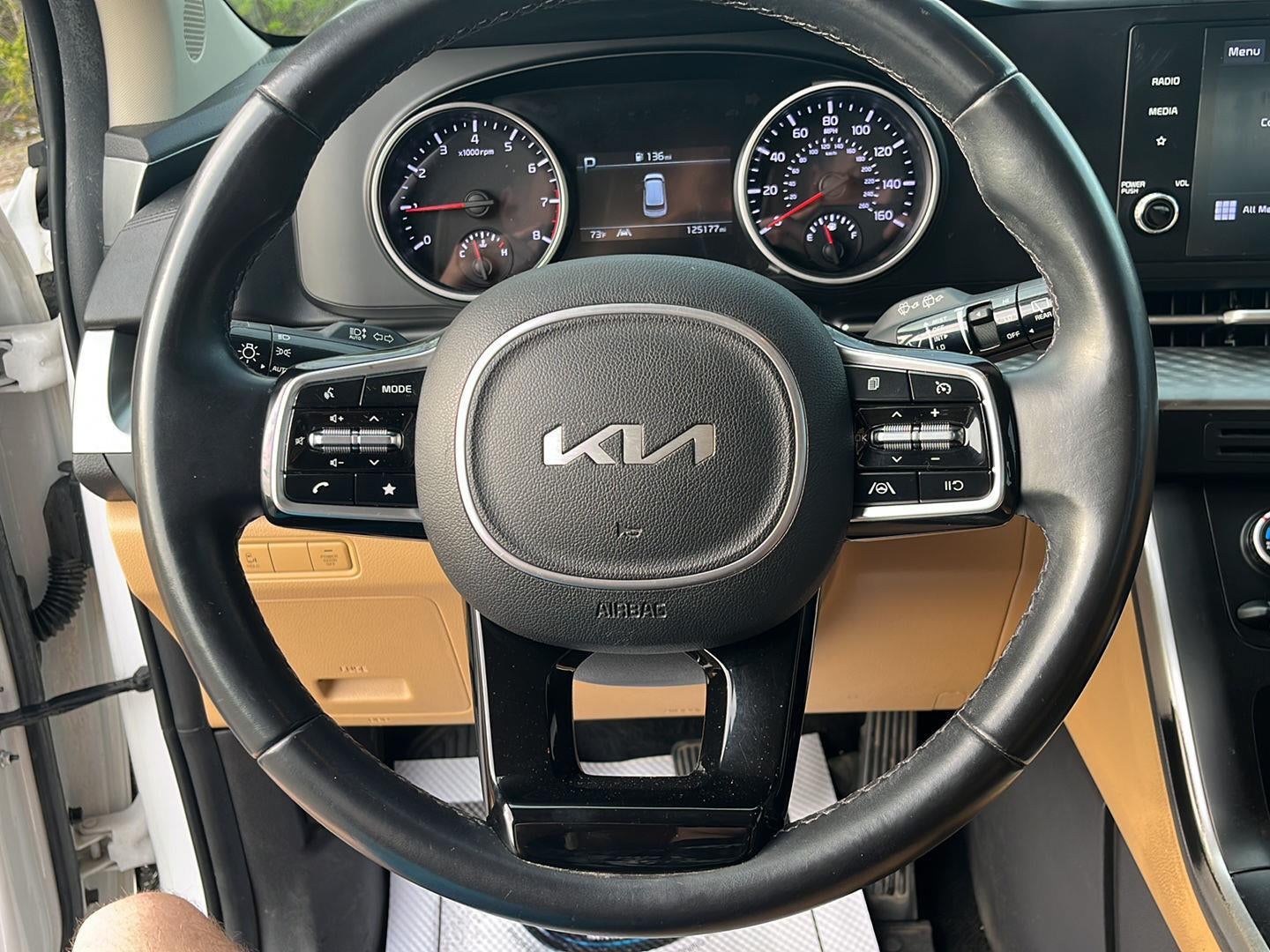 2022 Kia Carnival LXS
