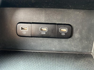 2022 Kia Carnival LXS