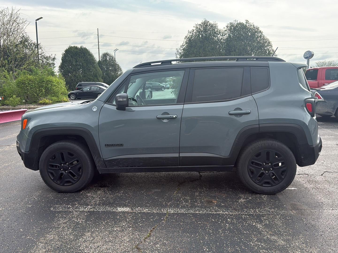 2017 Jeep Renegade Deserthawk