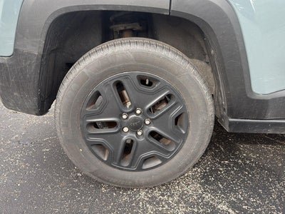 2017 Jeep Renegade Deserthawk